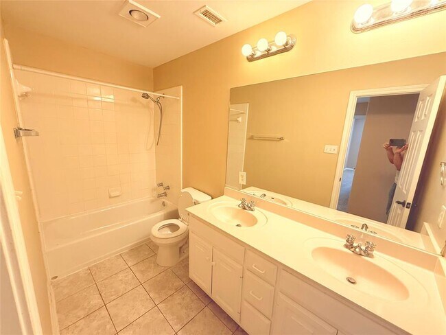 Building Photo - 2506 Partridge Ct