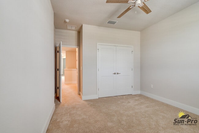 Building Photo - 3046 Isles Wy