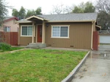 Building Photo - 6217 Almond Ave