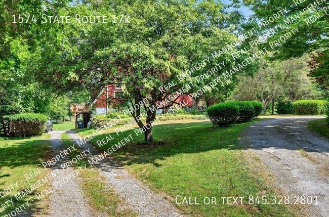Building Photo - 1574 NY-17K