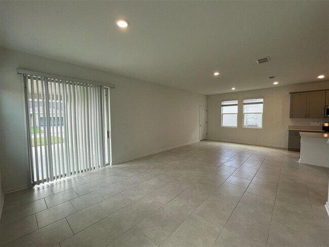 Building Photo - 2165 Sweet Honey Ln