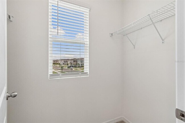 Building Photo - 8454 Ender Hls Dr