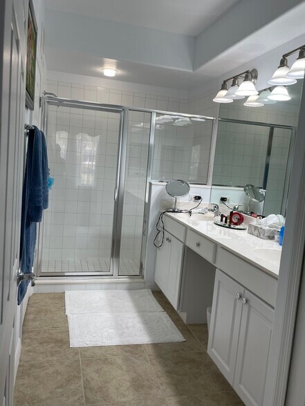 master bath - 2644 Somerville Loop