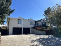 Building Photo - 1150 N Cottonwood Cir