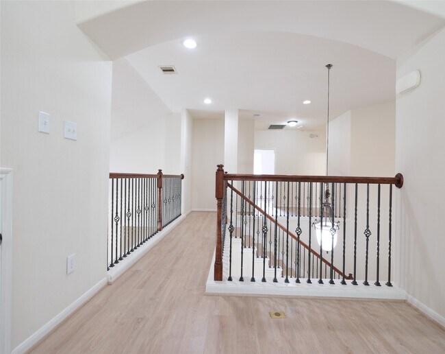Building Photo - 12802 Flat Creek Dr