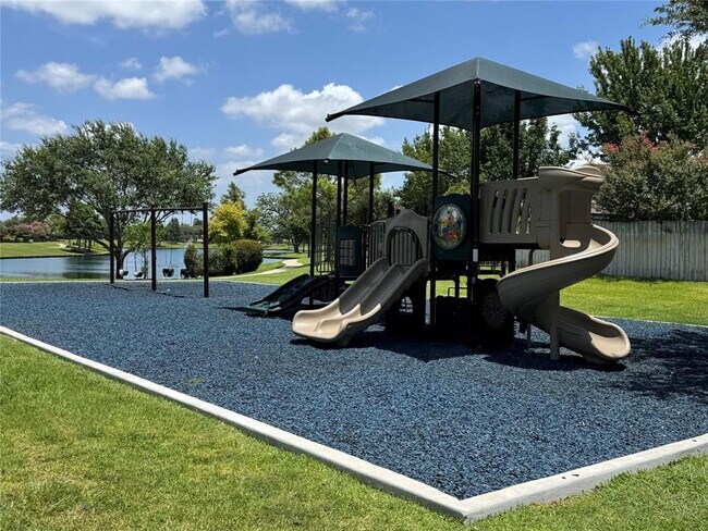 Building Photo - 3811 Windmill Creek Dr