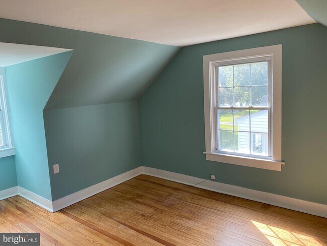 Building Photo - 531 S Washington St