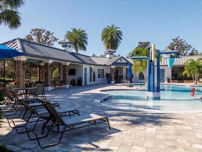 Building Photo - 7704 Drayton Cir