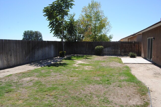 Building Photo - 3519 Rio Grande Ln