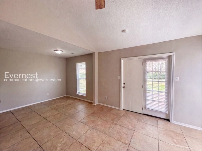 Building Photo - 6585 Fairwood Cove