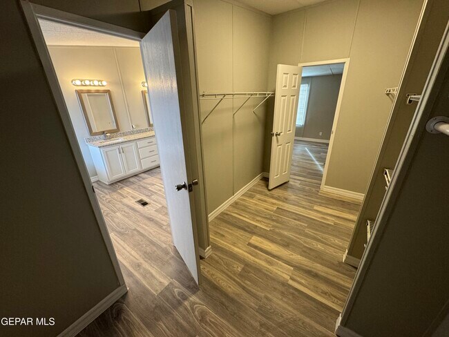 Building Photo - 241 Passmore Rd