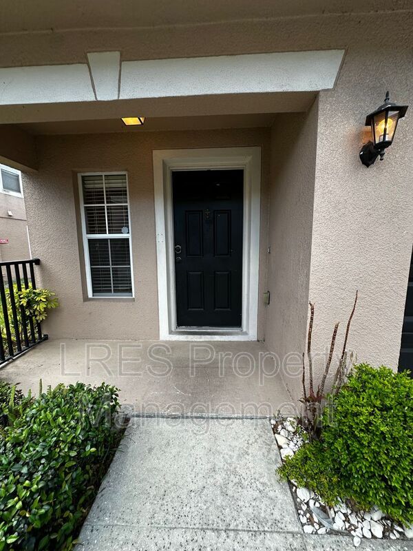 Building Photo - 2825 Cliffe Ct