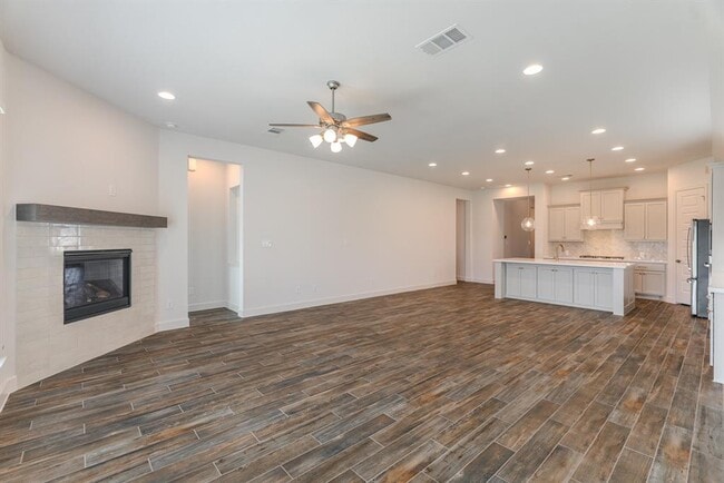 Building Photo - 15835 Wild Rose Bnd Dr