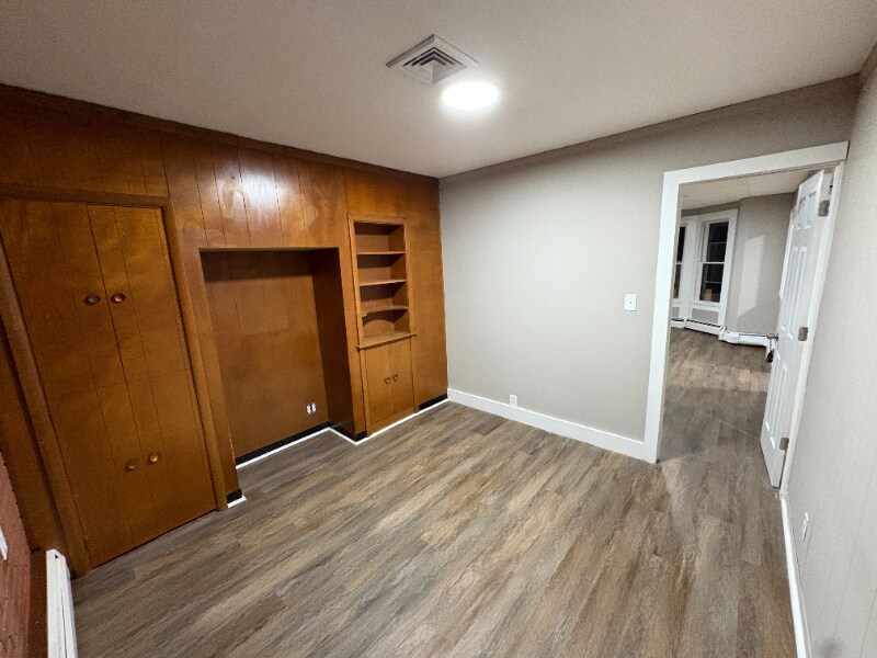 Building Photo - 75 Whiting St