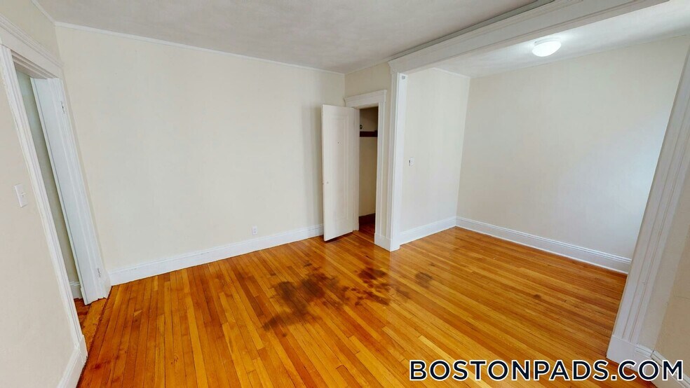 Building Photo - 1191 Boylston St