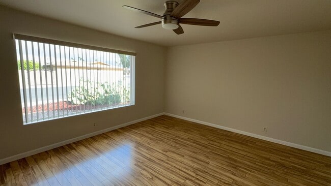 Building Photo - 2 Bed 2 Bath home In Sunland Village 55+