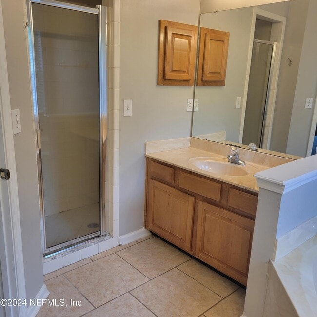 Building Photo - 12359 Wavyleaf Ct