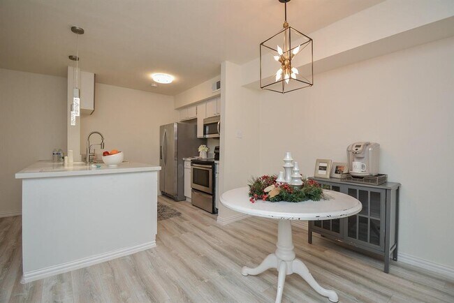 Building Photo - 4637 Wild Indigo St