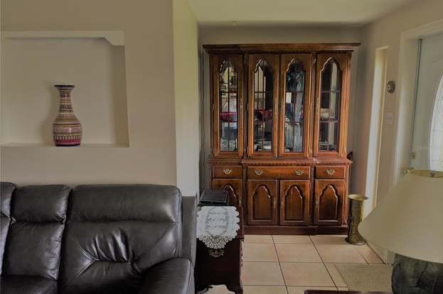 Building Photo - 644 Bonita Ct