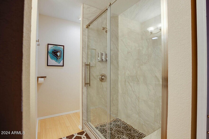 Building Photo - 101 N 7th St