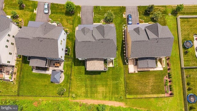 Building Photo - 7142 Starmount Ct