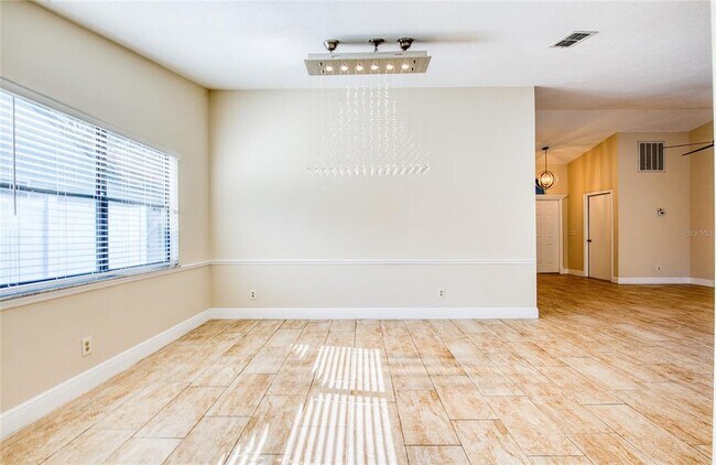 Building Photo - 1925 Brookstone Way