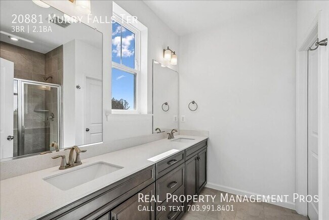 Building Photo - 20881 Murry Falls Ter