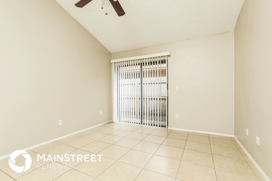 Building Photo - 3311 S St Lucie Dr