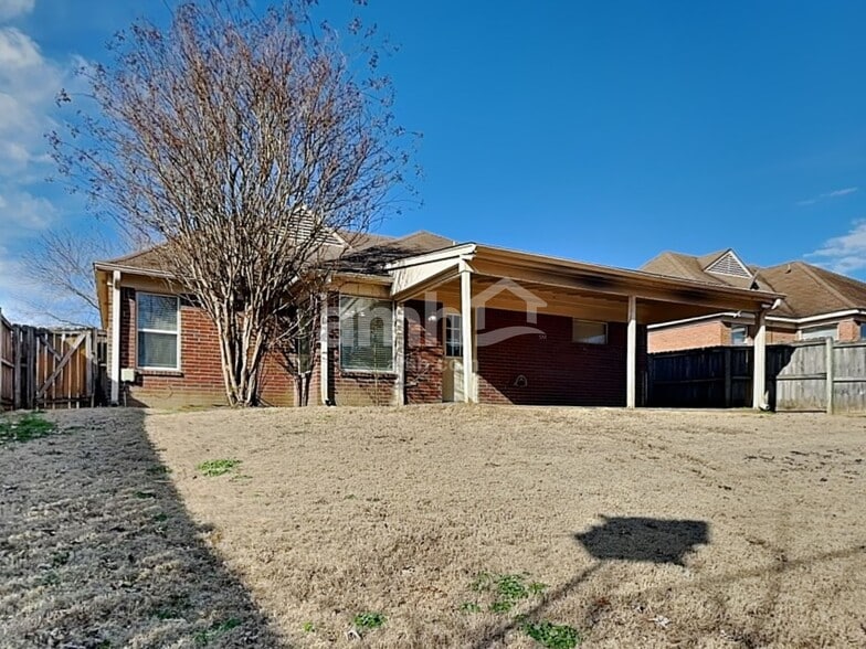 Building Photo - 1326 Siskin Dr