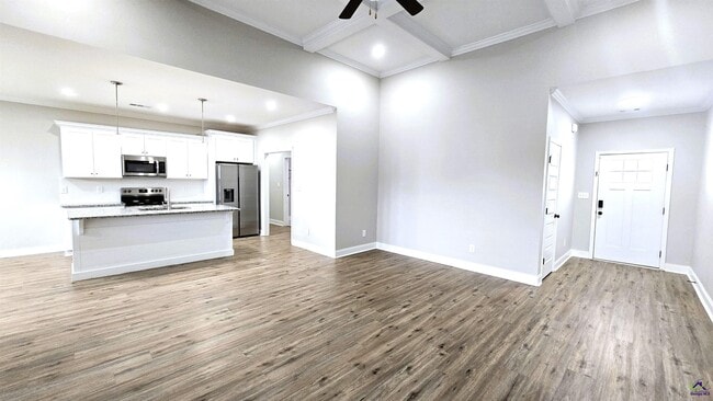 Building Photo - 1006 Adirondac Way