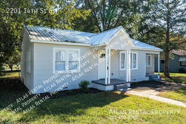 Building Photo - 2201 14th St SW