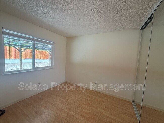 Building Photo - 2506 Marquette Ct