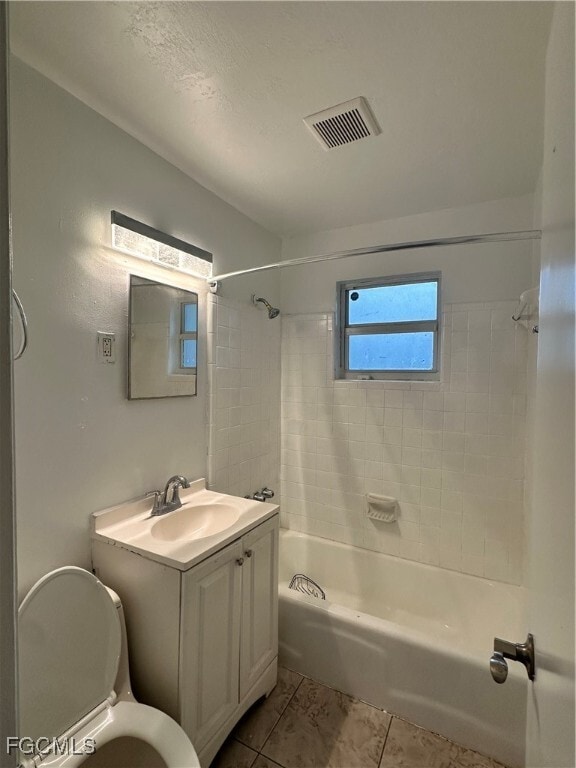 Building Photo - 3504 Lantana St