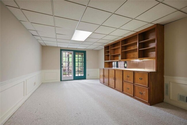 Building Photo - 3658 Chestnut Ridge Ct