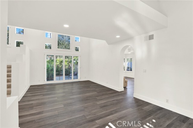 Building Photo - 2 Cormorant Cir