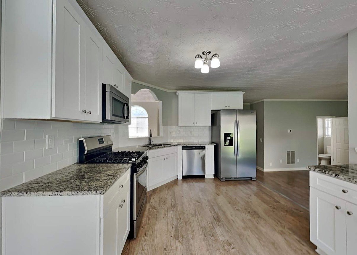 Building Photo - 1020 Ivey Ln
