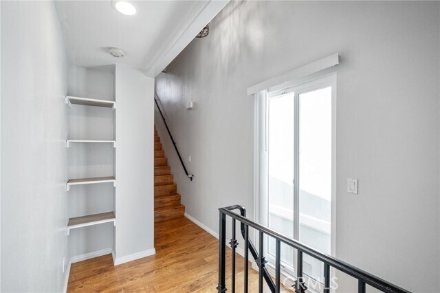 Building Photo - 209 7th St