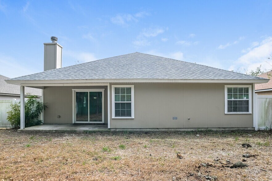 Building Photo - 8237 Abbeyfield Dr