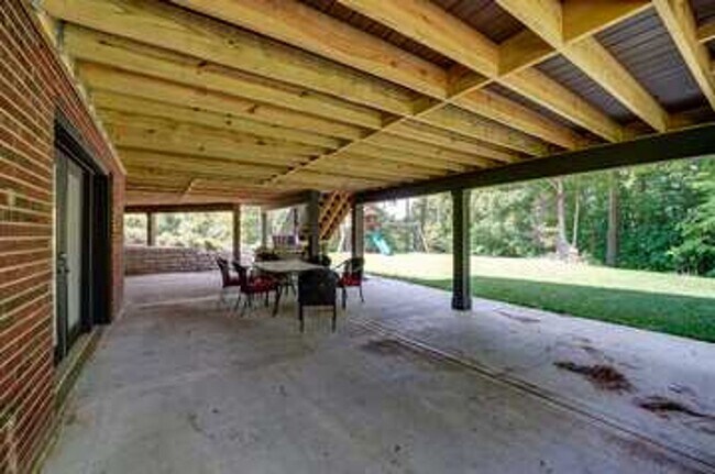 Building Photo - Beautiful Home in Cincinnati!!