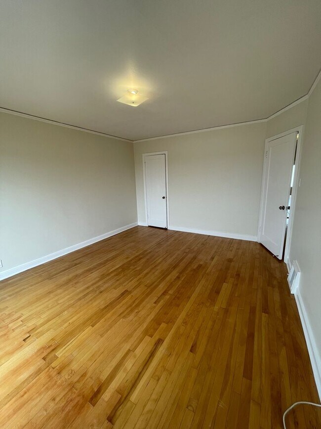Building Photo - 2839 Taraval St
