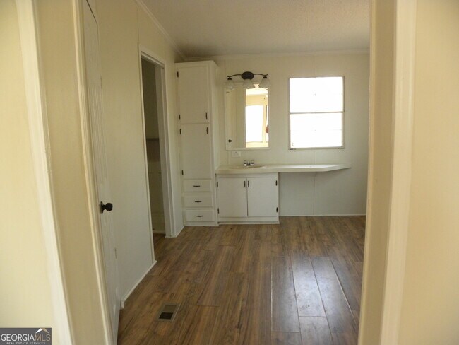 Building Photo - 297 Bell Acres Rd