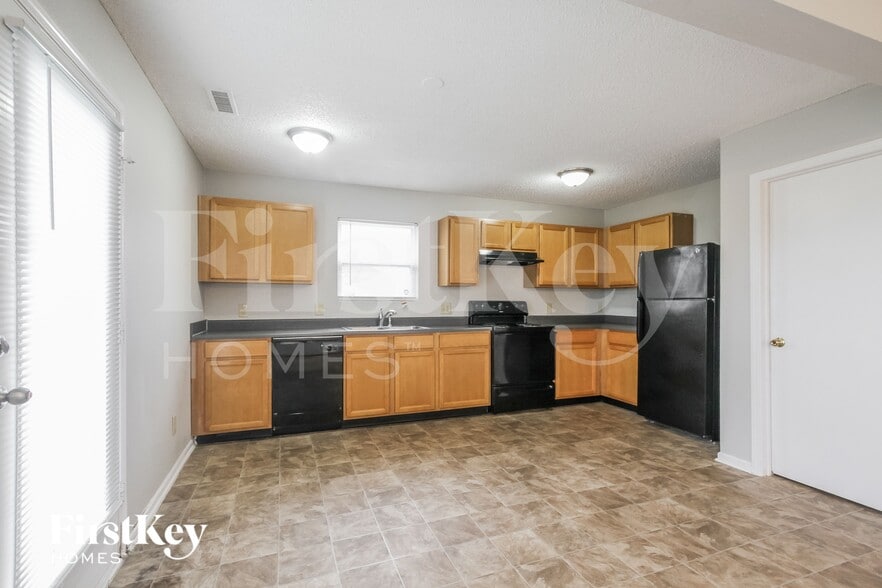 Building Photo - 7919 Hydrangea Ct