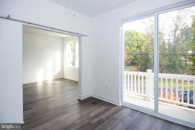 Building Photo - 43 Princeton Hightstown Rd