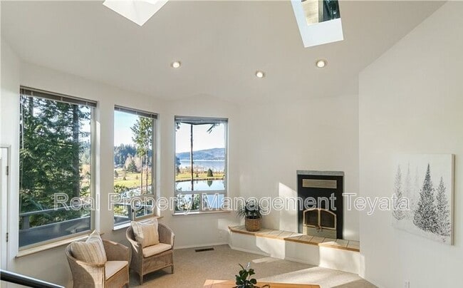 Building Photo - 14 Orchid Ct