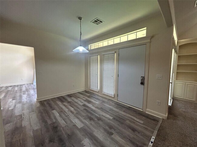 Building Photo - 16521 Fenwick Blvd