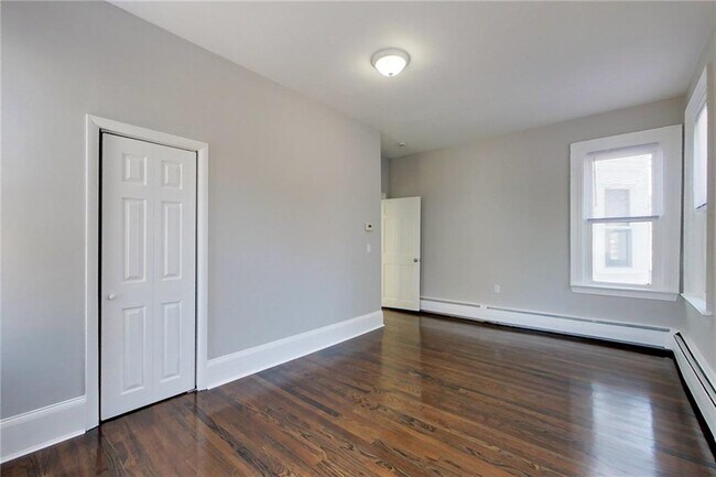 Building Photo - 41 Almy St