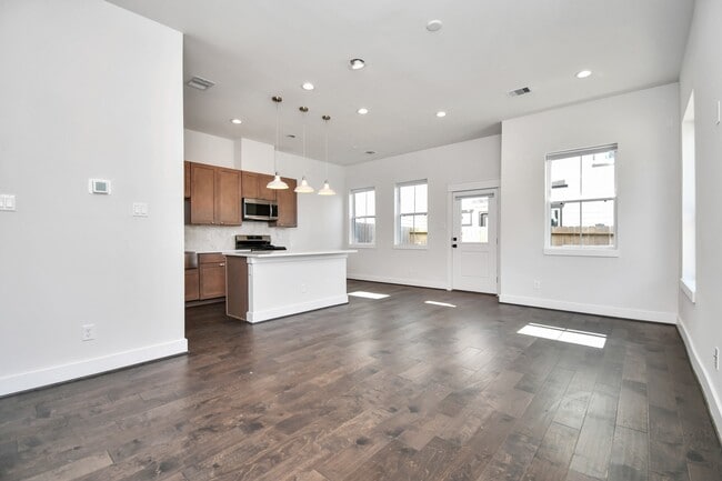 Building Photo - 5418 Wheatley St