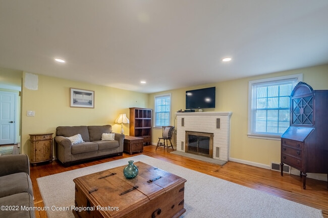 Building Photo - A2165 Terrace Pl