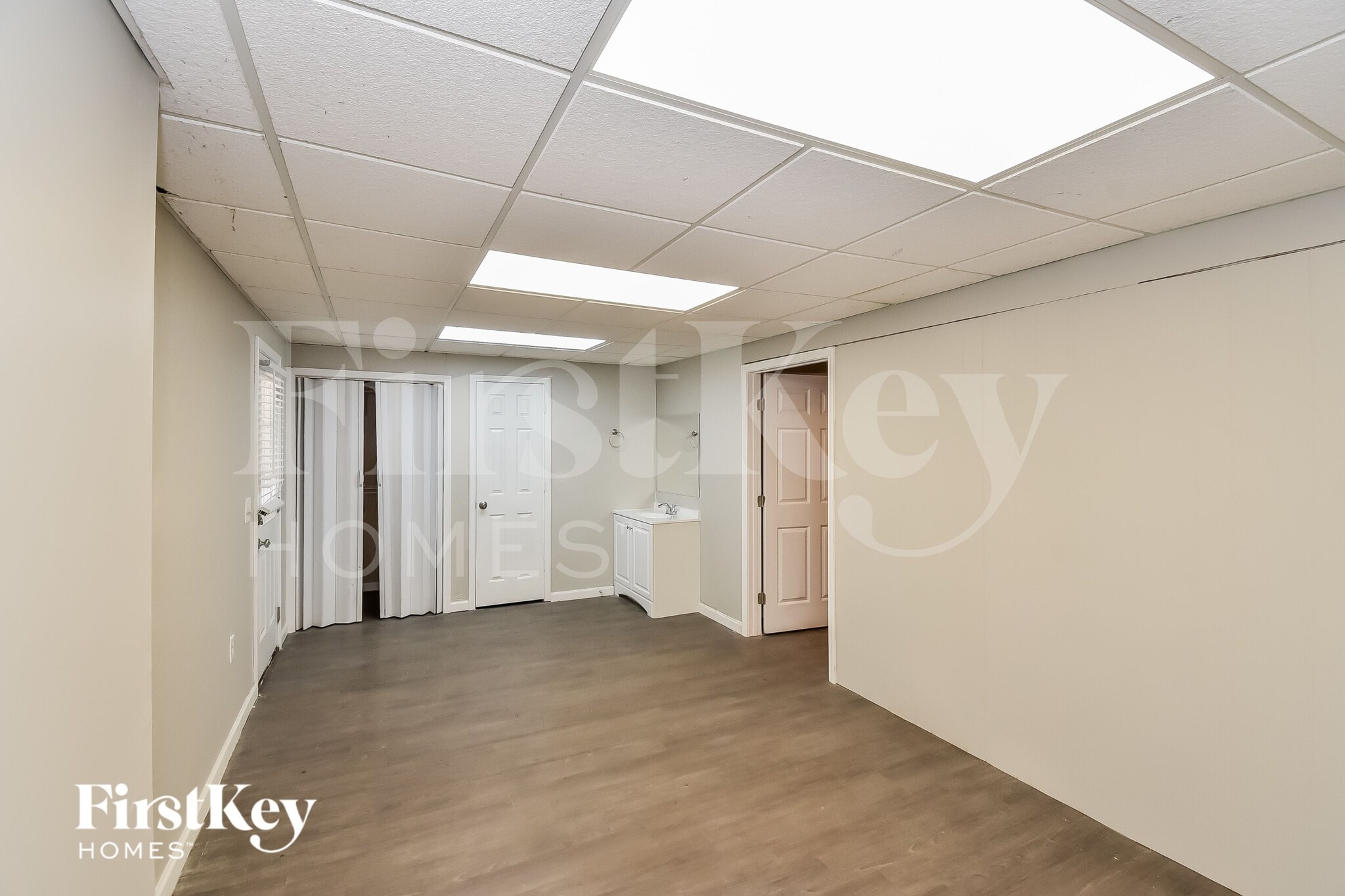 Building Photo - 622 Skyline Dr