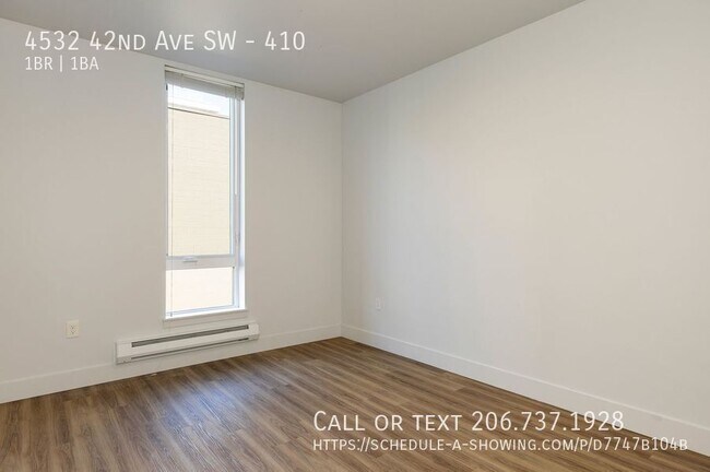 Building Photo - 4532 42nd Ave SW